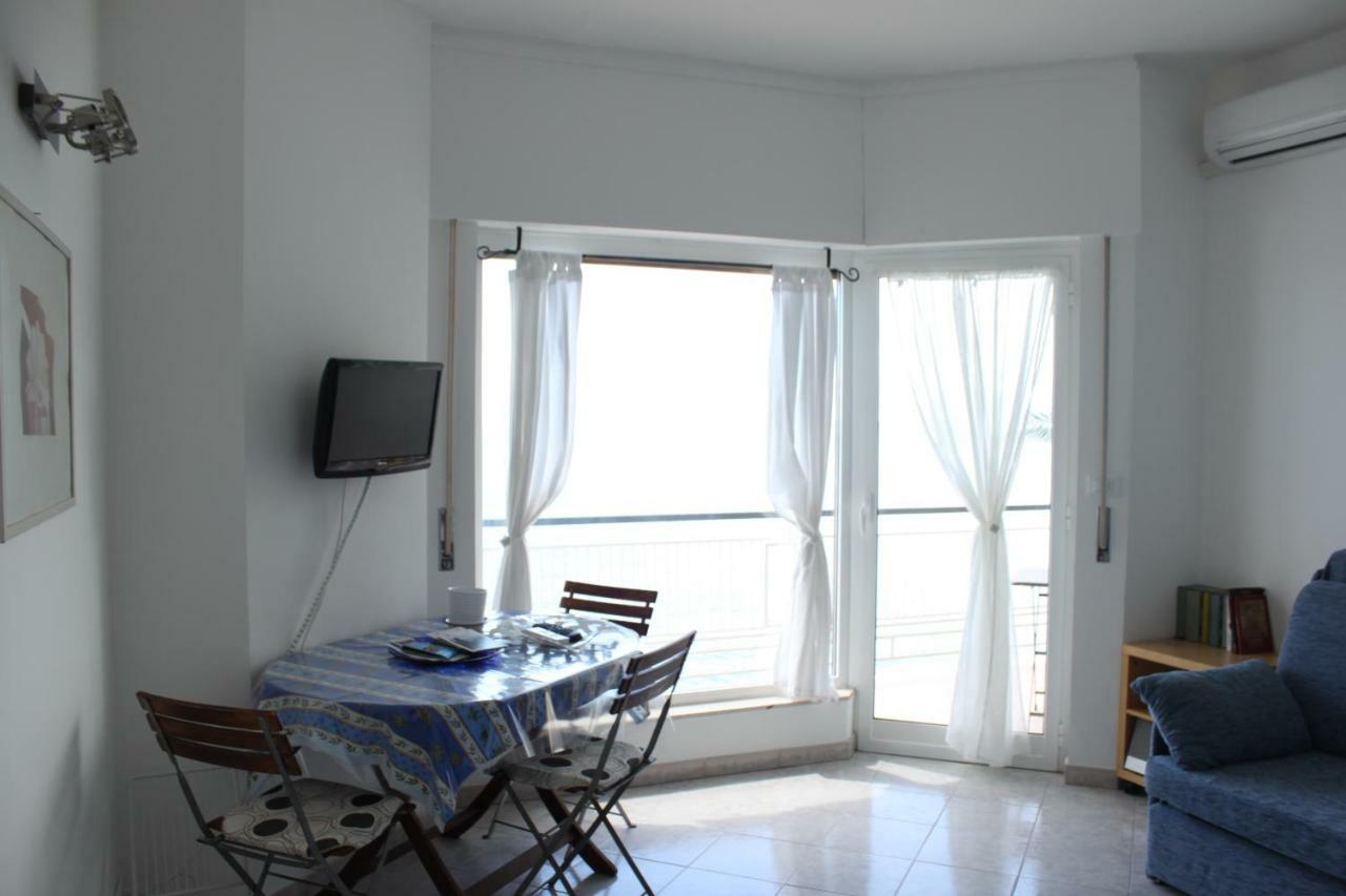 דירות ונטימיגליה Casa Calandre Mare מראה חיצוני תמונה